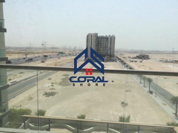 Spacious apartment with all Amenities Higher Floor