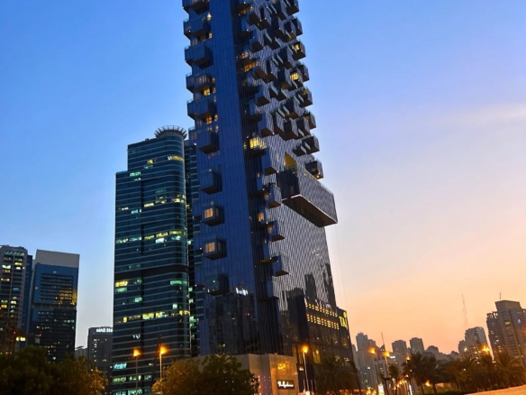 PARTITIONED | CLOSE TO METRO | UNFURNISHED | DMCC