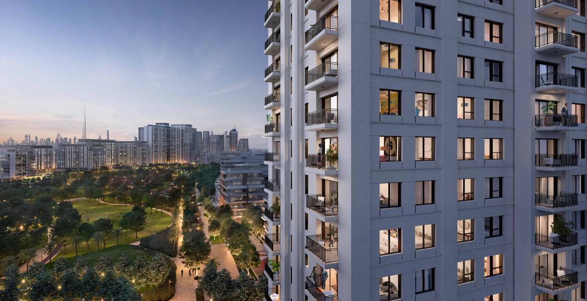 Park Field: Contemporary Living Amidst Lush Greenery